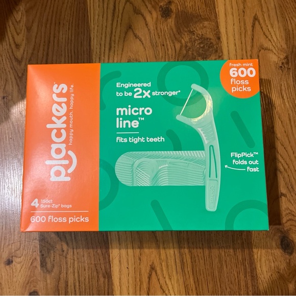 Plackers Dental Floss Picks Micro Line Fresh Mint (600 Count). - Picture 2 of 5